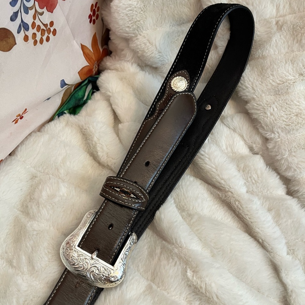 Nocona Mens 54 Brown Silver Cowboy Midwest Aztec Southwestern Classic Rodeo Belt